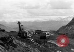 Standbild Kohle Bergbau Alberta British Columbia Kanada, 1940, aus Sekunde 54 historischem Filmmaterial Videoclip 65675044027