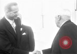 Standbild Präsident Dwight D Eisenhower Washington DC USA, 1955, aus Sekunde 56 historischem Filmmaterial Videoclip 65675044030