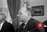 Immagine di Il presidente Eisenhower e il cabinet Washington DC USA, 1953, secondo 55 filmato di repertorio 65675044033