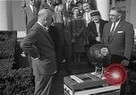 Immagine di Presidente Dwight Eisenhower D Washington DC USA, 1955, secondo 24 filmato di repertorio 65675044047