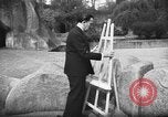 Immagine di Salvador Dali Parigi Francia, 1955, secondo 9 filmato di repertorio 65675044048