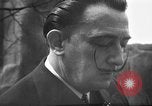 Immagine di Salvador Dali Parigi Francia, 1955, secondo 21 filmato di repertorio 65675044048