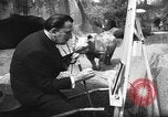 Immagine di Salvador Dali Parigi Francia, 1955, secondo 24 filmato di repertorio 65675044048