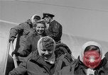Standbild USO Truppe Seoul Korea, 1953, aus Sekunde 20 historischem Filmmaterial Videoclip 65675044054