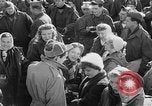 Standbild USO Truppe Seoul Korea, 1953, aus Sekunde 36 historischem Filmmaterial Videoclip 65675044054