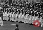 Standbild Memorial Day Parade Pokale Bürgerkrieg Veteranen New York City USA, 1935, aus Sekunde 16 historischem Filmmaterial Videoclip 65675044067
