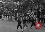 Standbild Memorial Day Parade Pokale Bürgerkrieg Veteranen New York City USA, 1935, aus Sekunde 37 historischem Filmmaterial Videoclip 65675044067
