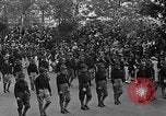 Standbild Memorial Day Parade Pokale Bürgerkrieg Veteranen New York City USA, 1935, aus Sekunde 45 historischem Filmmaterial Videoclip 65675044067