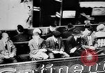 Standbild Bus- und Straßenbahn-Verkehr in Berlin Berlin Deutschland, 1920, aus Sekunde 11 historischem Filmmaterial Videoclip 65675044078