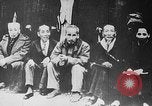 Immagine di Ho Chi Minh soddisfa con cabinet Il Vietnam, 1946, secondo 3 filmato di repertorio 65675044090