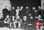 Immagine di Ho Chi Minh soddisfa con cabinet Il Vietnam, 1946, secondo 8 filmato di repertorio 65675044090