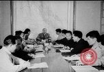 Immagine di Ho Chi Minh soddisfa con cabinet Il Vietnam, 1946, secondo 15 filmato di repertorio 65675044090