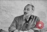 Immagine di Ho Chi Minh soddisfa con cabinet Il Vietnam, 1946, secondo 25 filmato di repertorio 65675044090