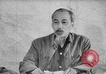 Immagine di Ho Chi Minh soddisfa con cabinet Il Vietnam, 1946, secondo 26 filmato di repertorio 65675044090