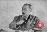 Immagine di Ho Chi Minh soddisfa con cabinet Il Vietnam, 1946, secondo 28 filmato di repertorio 65675044090