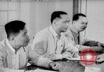 Immagine di Ho Chi Minh soddisfa con cabinet Il Vietnam, 1946, secondo 38 filmato di repertorio 65675044090