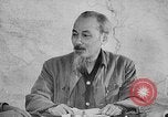 Immagine di Ho Chi Minh soddisfa con cabinet Il Vietnam, 1946, secondo 48 filmato di repertorio 65675044090