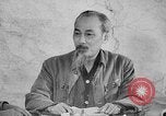 Immagine di Ho Chi Minh soddisfa con cabinet Il Vietnam, 1946, secondo 49 filmato di repertorio 65675044090