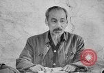 Immagine di Ho Chi Minh soddisfa con cabinet Il Vietnam, 1946, secondo 50 filmato di repertorio 65675044090
