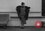 Standbild Renee Jouve New York City USA, 1934, aus Sekunde 16 historischem Filmmaterial Videoclip 65675044112