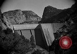Standbild O'Shaughnessy Dam California USA, 1934, aus Sekunde 19 historischem Filmmaterial Videoclip 65675044119