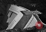 Standbild O'Shaughnessy Dam California USA, 1934, aus Sekunde 22 historischem Filmmaterial Videoclip 65675044119