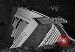 Standbild O'Shaughnessy Dam California USA, 1934, aus Sekunde 23 historischem Filmmaterial Videoclip 65675044119