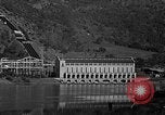Standbild O'Shaughnessy Dam California USA, 1934, aus Sekunde 46 historischem Filmmaterial Videoclip 65675044119