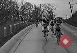 Standbild Fahrrad Rennen United States USA, 1934, aus Sekunde 13 historischem Filmmaterial Videoclip 65675044120