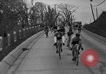 Standbild Fahrrad Rennen United States USA, 1934, aus Sekunde 14 historischem Filmmaterial Videoclip 65675044120