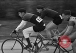Standbild Fahrrad Rennen United States USA, 1934, aus Sekunde 16 historischem Filmmaterial Videoclip 65675044120