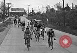 Standbild Fahrrad Rennen United States USA, 1934, aus Sekunde 17 historischem Filmmaterial Videoclip 65675044120