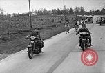 Standbild Fahrrad Rennen United States USA, 1934, aus Sekunde 23 historischem Filmmaterial Videoclip 65675044120
