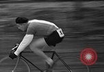 Standbild Fahrrad Rennen United States USA, 1934, aus Sekunde 29 historischem Filmmaterial Videoclip 65675044120