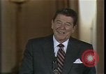 Image Le président Ronald Regan l'Europe, 1982, de la seconde 8 séquences d'archives historiques vidéo 65675044142
