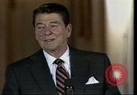Image Le président Ronald Regan l'Europe, 1982, de la seconde 52 séquences d'archives historiques vidéo 65675044142