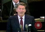 Image Le président Ronald Regan Bonn Allemagne, 1982, de la seconde 30 séquences d'archives historiques vidéo 65675044146