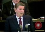 Image Le président Ronald Regan Bonn Allemagne, 1982, de la seconde 39 séquences d'archives historiques vidéo 65675044146