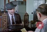Immagine di Il popolo della Banca nazionale New Jersey USA, 1962, secondo 21 filmato di repertorio 65675044151