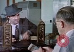 Immagine di Il popolo della Banca nazionale New Jersey USA, 1962, secondo 27 filmato di repertorio 65675044151