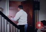 Standbild fahrlässiges Rauchen United States USA, 1962, aus Sekunde 49 historischem Filmmaterial Videoclip 65675044152