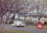 Standbild fahrlässiges Rauchen United States USA, 1962, aus Sekunde 60 historischem Filmmaterial Videoclip 65675044152