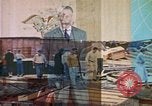 Standbild Schauspieler Raymond Massey United States USA, 1962, aus Sekunde 11 historischem Filmmaterial Videoclip 65675044155