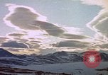 Immagine di Costruzione di linea di rugiada impianti radar Canada, 1954, secondo 4 filmato di repertorio 65675044156