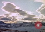 Immagine di Costruzione di linea di rugiada impianti radar Canada, 1954, secondo 7 filmato di repertorio 65675044156