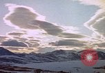 Immagine di Costruzione di linea di rugiada impianti radar Canada, 1954, secondo 8 filmato di repertorio 65675044156