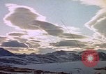 Immagine di Costruzione di linea di rugiada impianti radar Canada, 1954, secondo 10 filmato di repertorio 65675044156