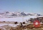 Immagine di Costruzione di linea di rugiada impianti radar Canada, 1954, secondo 30 filmato di repertorio 65675044156