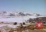 Immagine di Costruzione di linea di rugiada impianti radar Canada, 1954, secondo 31 filmato di repertorio 65675044156