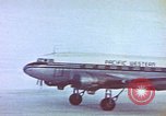 Immagine di Costruzione di linea di rugiada impianti radar Canada, 1954, secondo 40 filmato di repertorio 65675044156